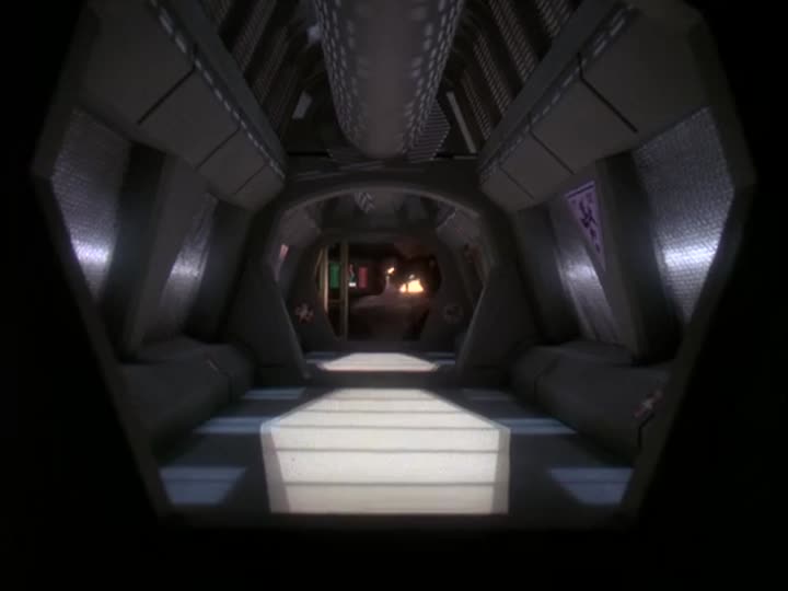 Star Trek: Deep Space Nine (Phần 5) 9 Tập 5 phim Star Trek: Deep Space Nine (Phần 5)