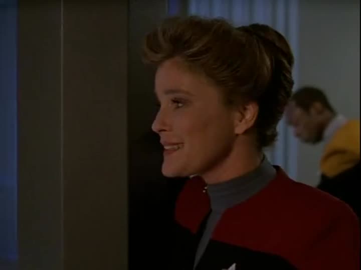 Star Trek: Voyager (Phần 2) 9 Tập 8 phim Star Trek: Voyager (Phần 2)