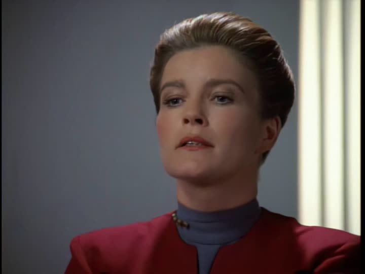 Star Trek: Voyager (Phần 1) 9 Tập 3 phim Star Trek: Voyager (Phần 1)