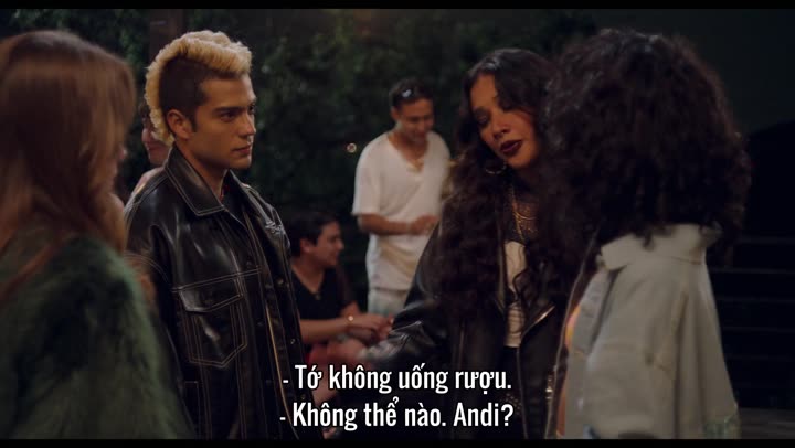 Rebelde: Tuổi trẻ nổi loạn (Phần 2) 9 Tập 6 phim Rebelde: Tuổi trẻ nổi loạn (Phần 2)