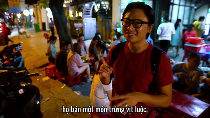 Luke Nguyễn trên chuyến tàu Bắc Nam 10 Hình ảnh tập 1 Luke Nguyễn trên chuyến tàu Bắc Nam