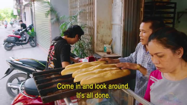 Luke Nguyễn trên chuyến tàu Bắc Nam 10 Hình ảnh tập 8 Luke Nguyễn trên chuyến tàu Bắc Nam